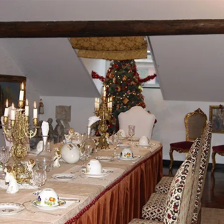 Affittacamere Morali Palace 3*