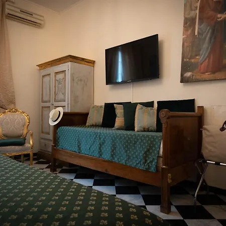 בית הארחה Morali Palace 3*