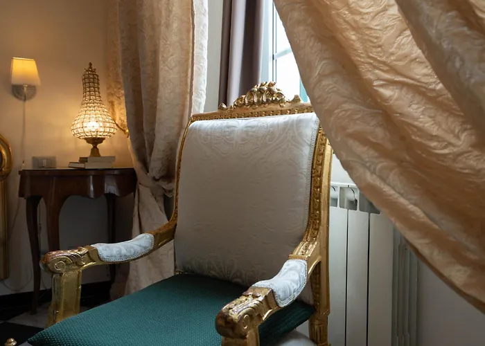 Pensión Morali Palace 3*